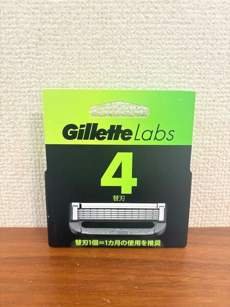 送料無料◆ジレットラボ 角質除去バー搭載 髭剃り 替刃 4個入 新品