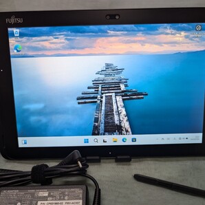 Fujitsu ARROWS Tab Q508/SE ( CPU 7 SSD128GB / Windows11
