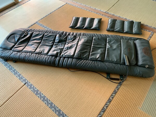 ROYAL COSMO インフラツボヘルサーV型Eロイヤルコスモ フランスベッド 電気マッサージ器 FRANCEBED スリーミーローラーDX