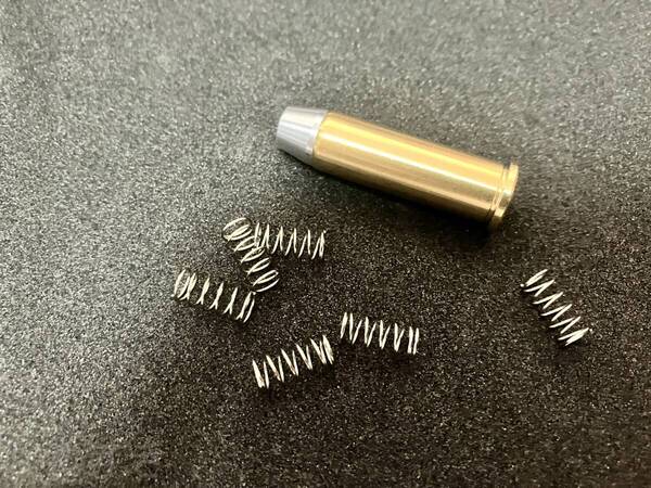 【ばねっちょ】モデルガン用空撃ちスプリング!汎用品 各社7mmキャップ火薬モデルに対応!お手持ちのカートリッジが空撃ちカートリッジに