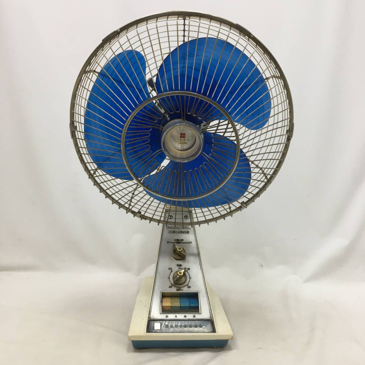 昭和レトロ 当時物 ナショナル 扇風機 F-30GB 卓上扇 1971【完動品】 昭和レトロ 当時物 ナショナル 扇風機 F-30GB 卓上扇 1971【完動