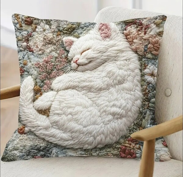 クッションカバー 白猫E 刺繍風 45cm 猫の雑貨 HANAKO