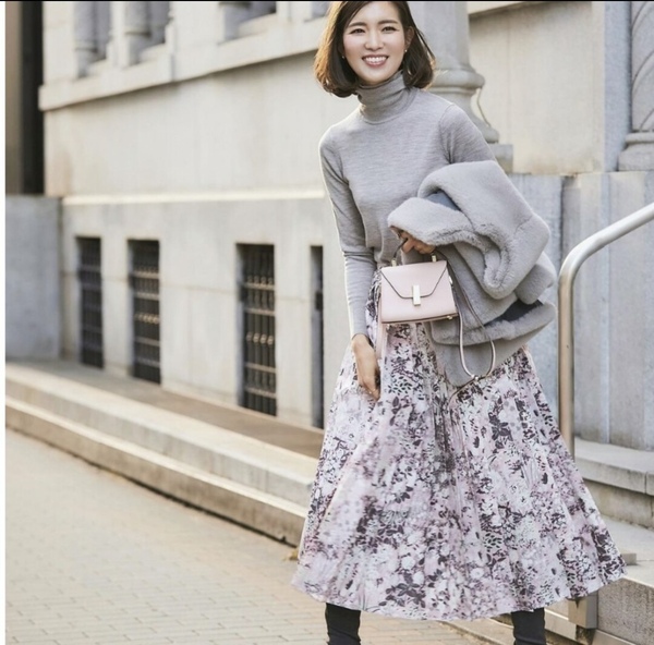 美品 セブンテン SEVENTEN プリントプリーツスカート ピンク 花柄 M