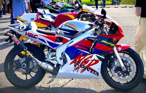 NSR250R MC28 アルミガソリンタンク 新品未使用