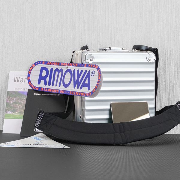 新品未使用 RIMOWA リモワ TOPAS トパーズ Piccolo ピッコロ 2way ミニショルダーバッグ アルミ パーソナル ハンドバッグ アタッシュケース