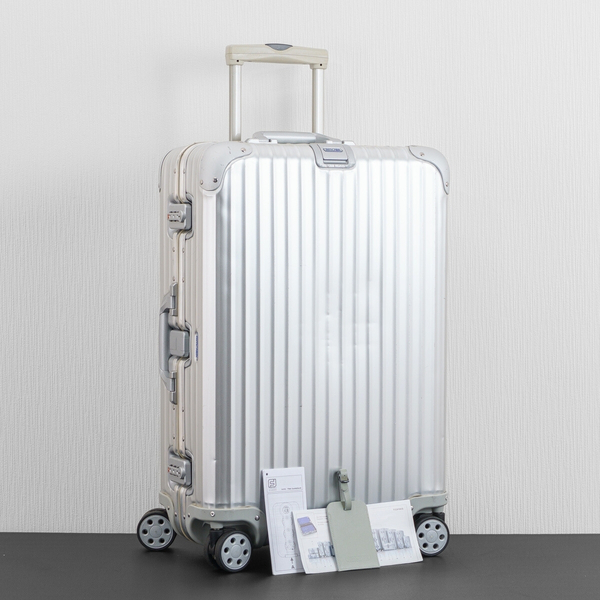 RIMOWA リモワ TOPAS トパーズ 青ロゴ 63L 4輪 TSAロック チェックインM シルバー 銀色 アルミ オリジナル スーツケース キャリーバッグ