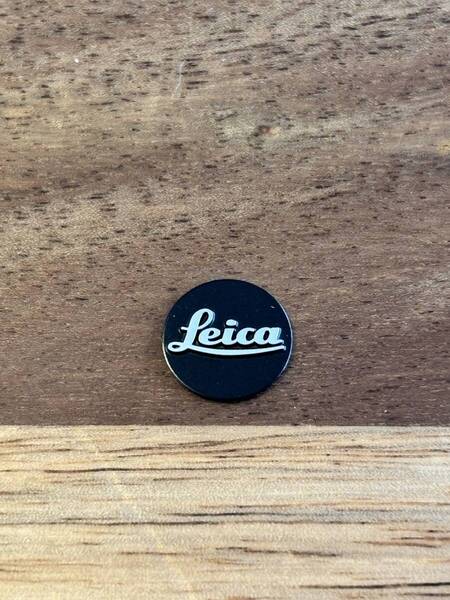 送料無料 Leica ライカ ロゴ バッジ 黒 Mシリーズ Qシリーズ 等用 Leica for M & Q M6 M8 M9 ME M10 M11 Q2 Q3