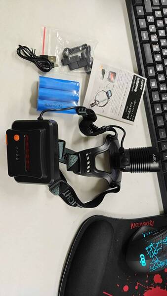 A06 Asort ヘッドライト USB 充電式 ledヘッドランプ 超高輝度 LED led 明るさ ヘッドランプ へっとライト 4種点灯モード大容量 6000mAh