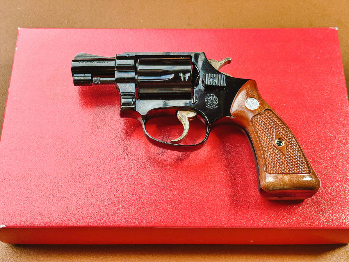 【美品】タナカ S&W M36 スペシャル ニッケル箱付き　ハンドガンスタンド TNK-M36-MG-001 タナカワークス モデルガン S&W PreM36 .38