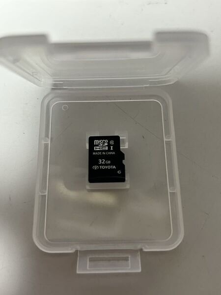 25年7月地図更新済 NSZT-Y68T 9インチ用 地図sd ナビにて動作確認済 08675-0AX42 送料無料