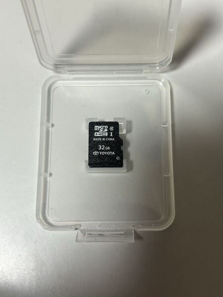 24年4月地図更新済 NSZT-Y68T 9インチ用地図SD ナビにて動作確認済 08675-0AS42 送料無料