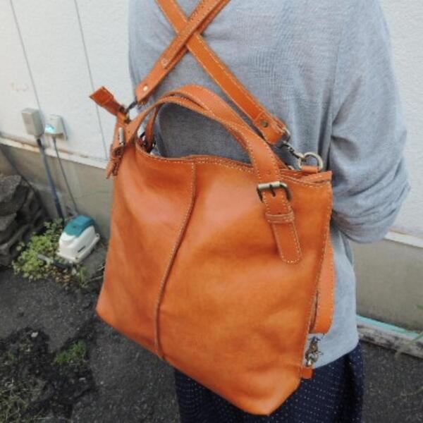 22000円 新品☆3WAY リュック ショルダー ハンド バッグ☆A4 牛革