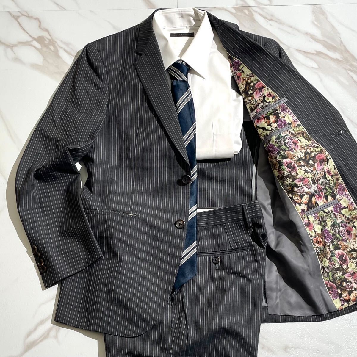 未使用級★現行 ゼニア×ポールスミス スーツ グレー ペイズリー ストライプ Paul Smith（ポールスミス）の「オルタネイトストライプ