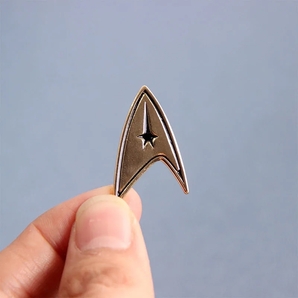 スタートレック ピンバッジ 宇宙 ゴールド プレゼント コスプレ インテリア ファッションジュエリー STAR TREK アクセサリー