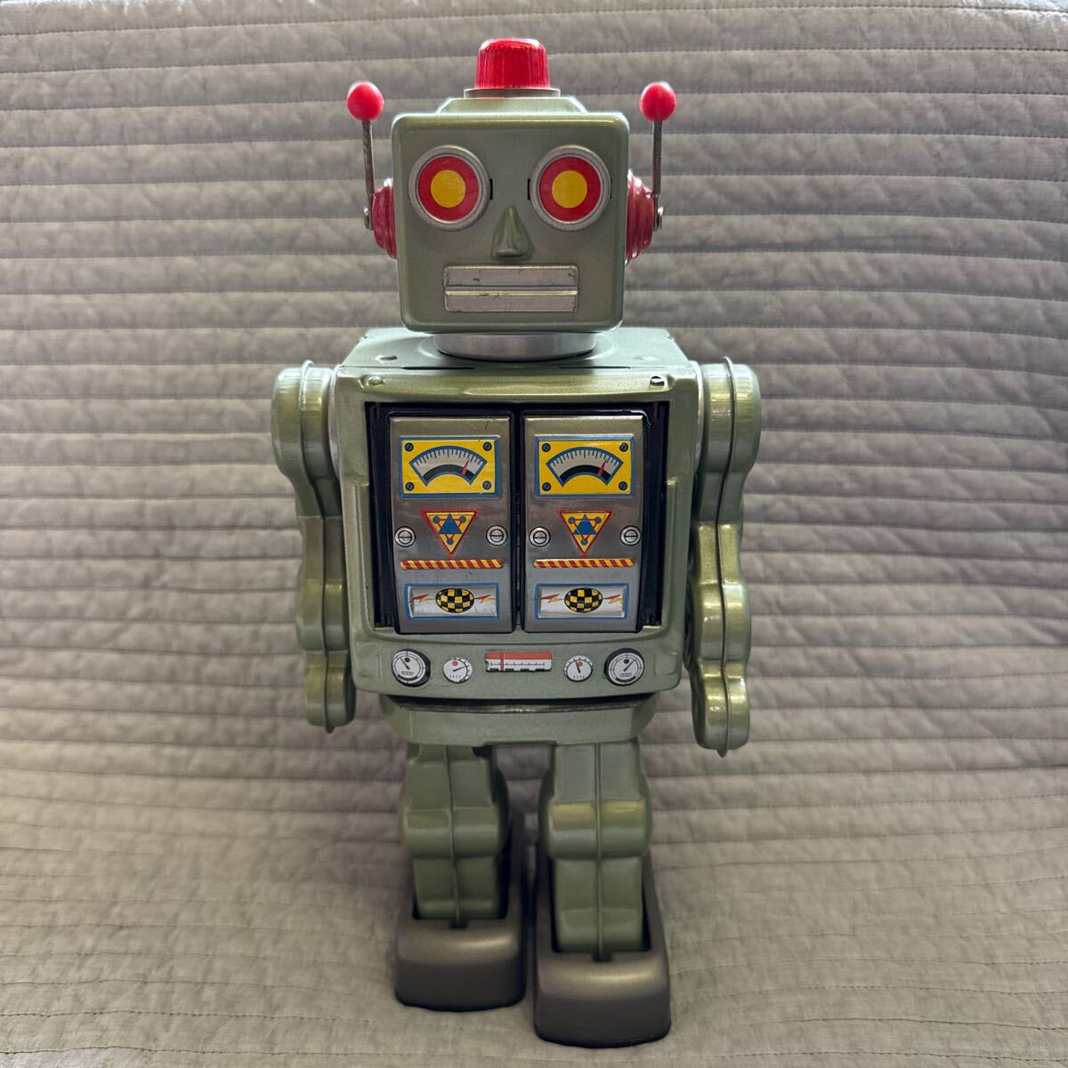 ◇昭和レトロ ブリキのおもちゃ 中古品 いろいろセット Yahoo!オークション -「ブリキ おもちゃ」(ロボット) (ブリキ)の