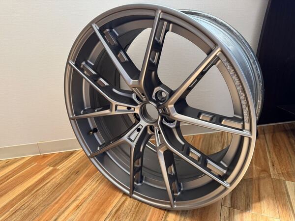BMW M Performance 20インチホイール M5 F90 9.5J PCD112 IS28 単品 品番8097642 ガリ傷なし