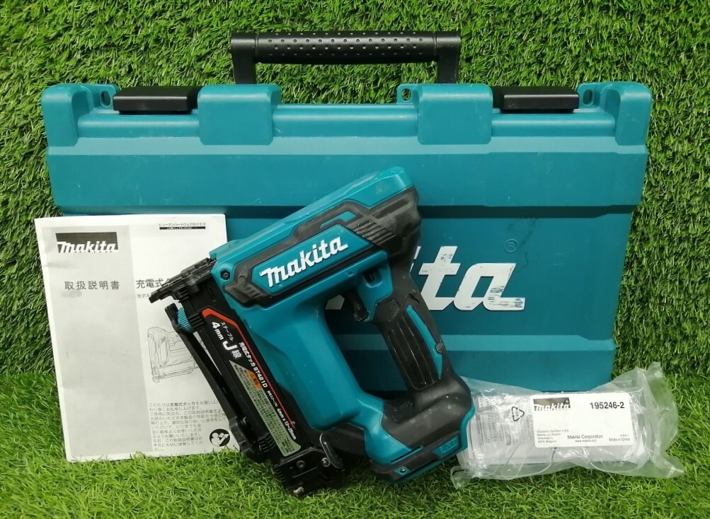 Makita - s25g-194k 【中古】makita マキタ　充電式タッカ　ST421D　充電器、ケース付　バッテリなし Makita - s25g-194k 【中古】makita マキタ 充電式タッカ ST421D