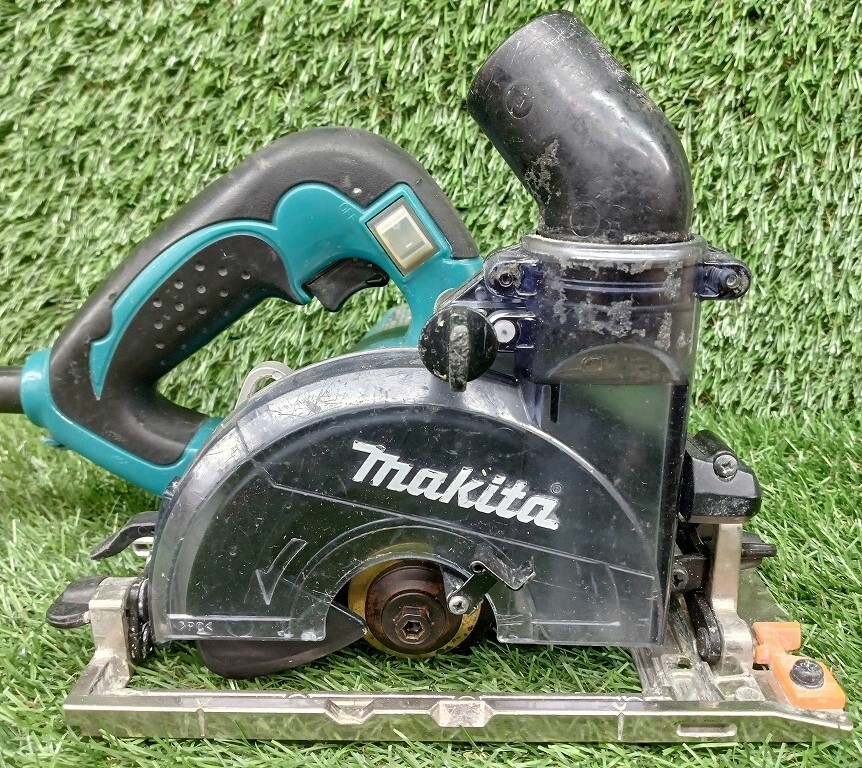 Makita - 【トリッピー】Makitaマキタ 125mm防じん丸ノコ 5055KB Amazon | マキタ(Makita) 125mm防じんマルノコ 集じん機接続専用