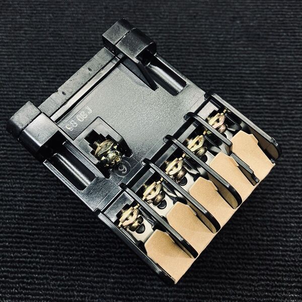 未使用 保管品 富士電機 SRC3631-5-1/X 電磁接触機 FUJI