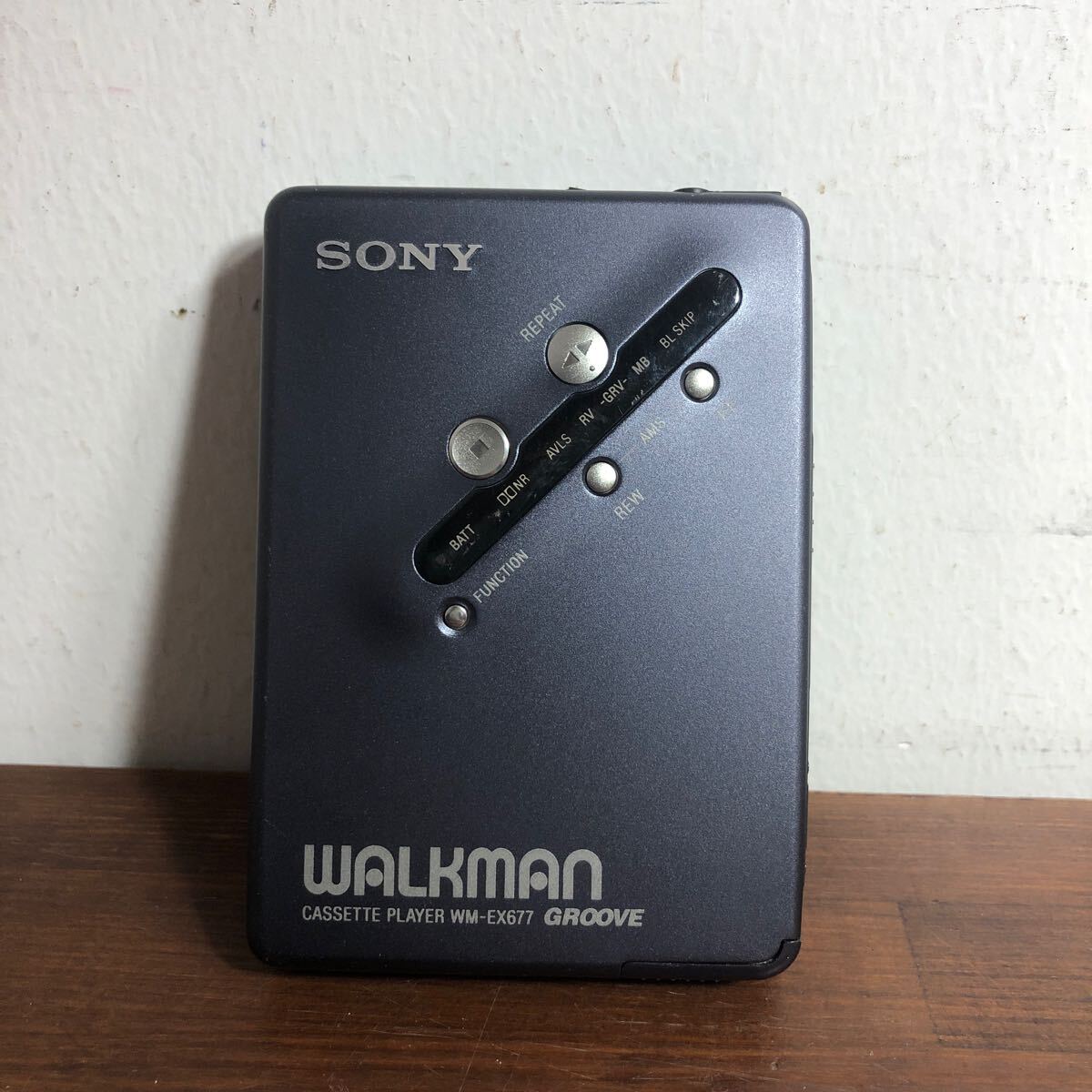 【ウォークマン】SONY WALKMAN WM-EX677(ジャンク品) Yahoo!オークション -「wm-ex677」の落札相場・落札価格