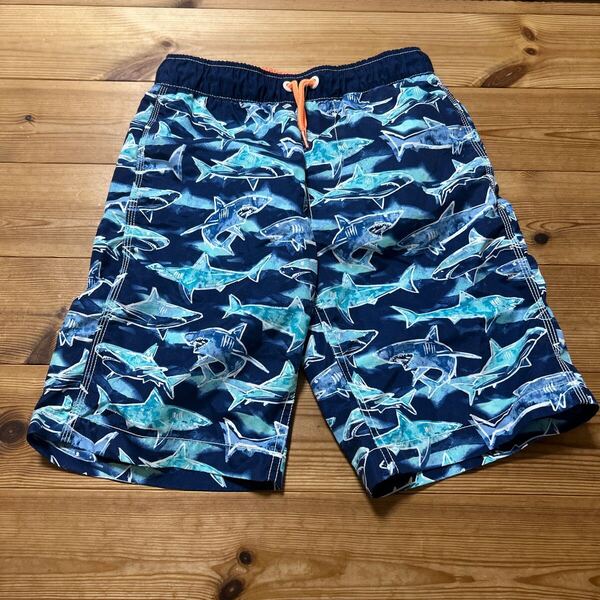 GAPギャップ 男の子 水着 150 ハーフパンツ インナー付き ブルー サメ柄 プール海 ショートパンツ