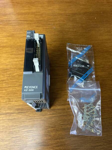 【未使用品】KZ-300 CPUユニット キーエンス(KEYENCE)
