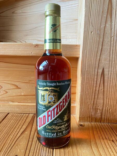 送料無料 未開封 ウイスキー OLD FITZGERALD Bottled in Bond オールドフィッツジェラルド バーボンウイスキー