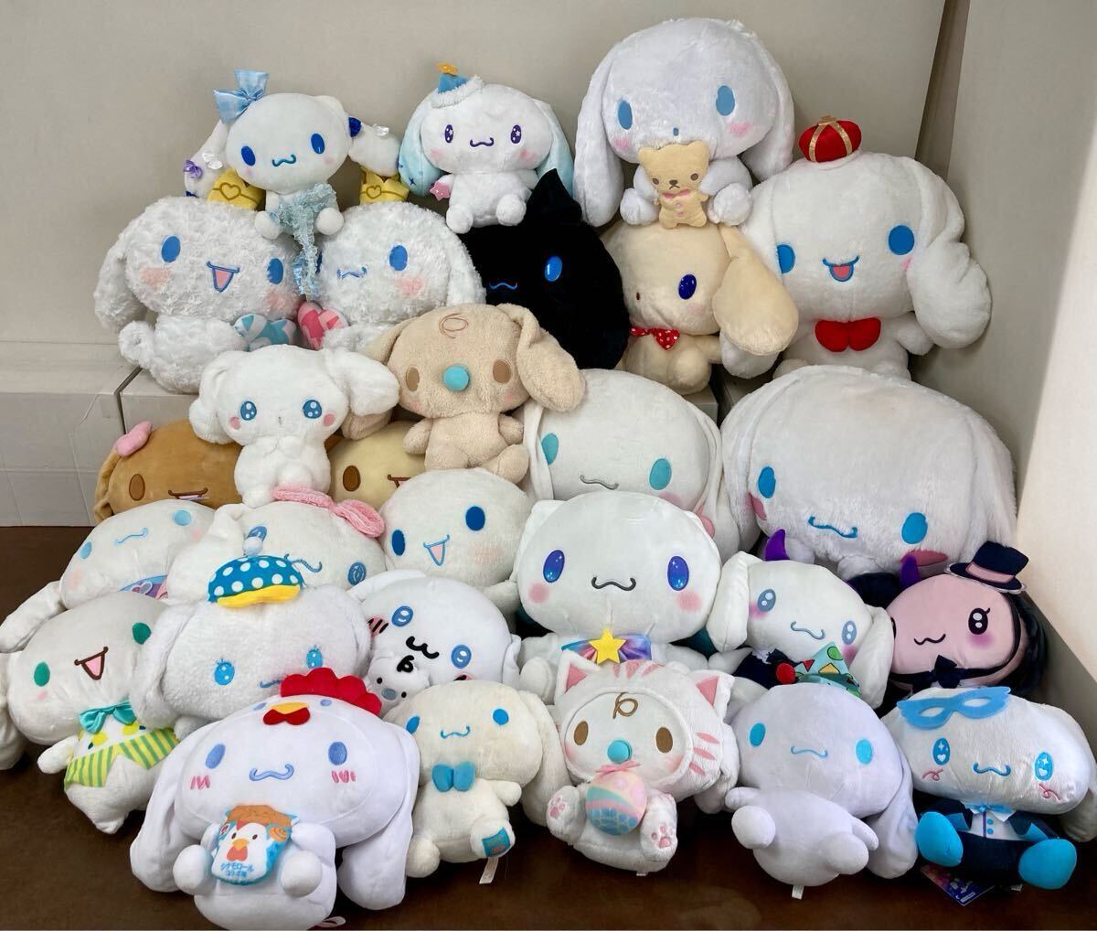 未開封 シナモロール ぬいぐるみ41点セット プライズ まとめ売り シナモン Yahoo!オークション -「ぬいぐるみ 大量」(シナモロール