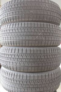 P24条件付送料無料 在庫処分セール 残ミゾ特価品 BRIDGESTONE BLIZZAK VRX2 225/60R17 99Q 4本セット ブリヂストン ブリザック 冬タイヤ