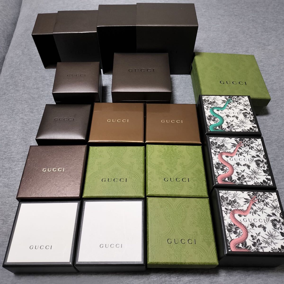 GUCCI グッチ 箱 空箱 化粧箱 20個 セット 大量 まとめて Yahoo!オークション -「グッチ 空き箱」の落札相場・落札価格