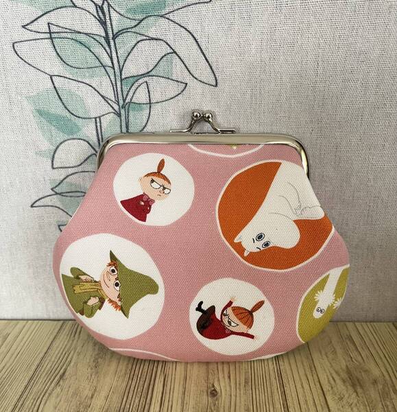 がま口 / ポーチ/ 財布 / 小物入れ / ハンドメイド ☆ ムーミンピンク・138