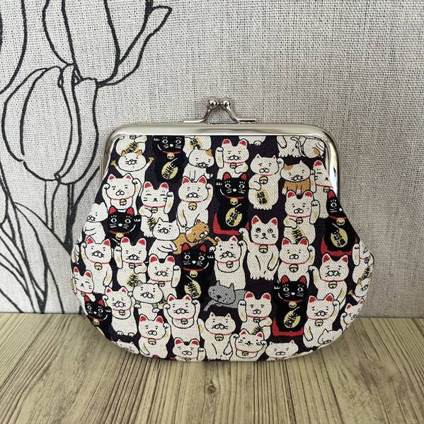 がま口 ポーチ / 財布 / 小物入れ / ハンドメイド☆ぎっしり招き猫・6