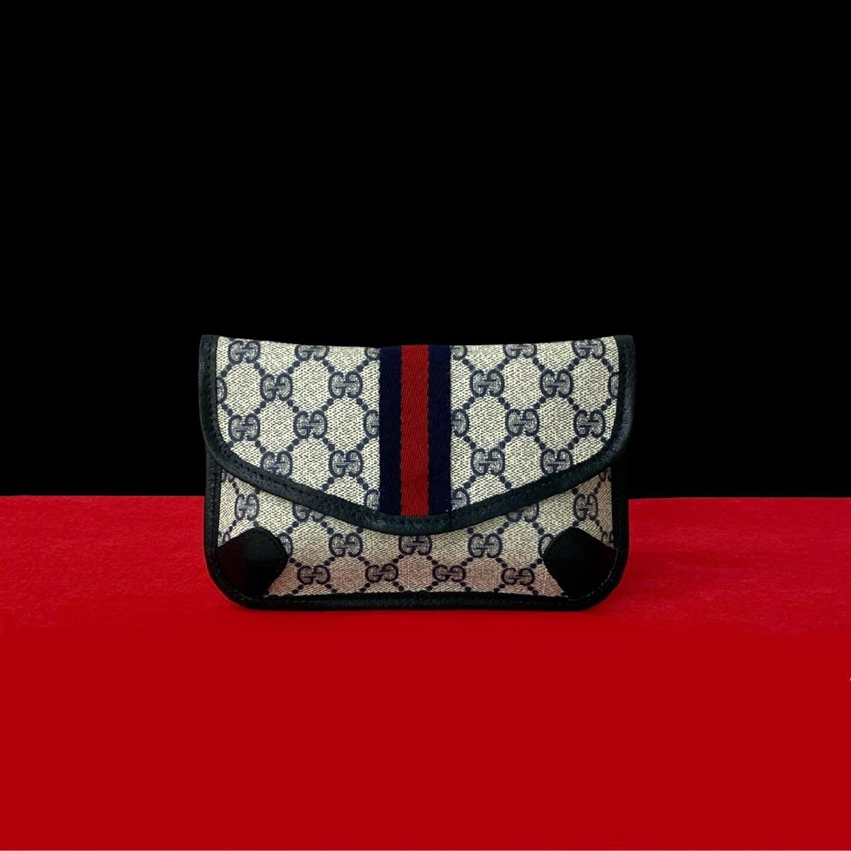 ☺【⭐6/25マデの出品⭐】GUCCI グッチ★アクセサリーポーチ バッグ ☺【⭐6/25マデの出品⭐】GUCCI グッチ☆アクセサリーポーチ バッグ