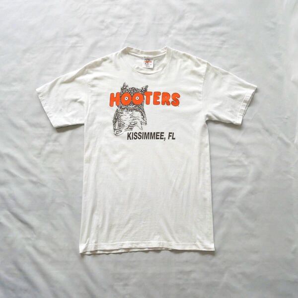 Made in USA 90s HOOTERS cotton Tshirt アメリカ製 フーターズ 100%コットン Tシャツ vintage 古着 ホワイト アメカジ 半袖