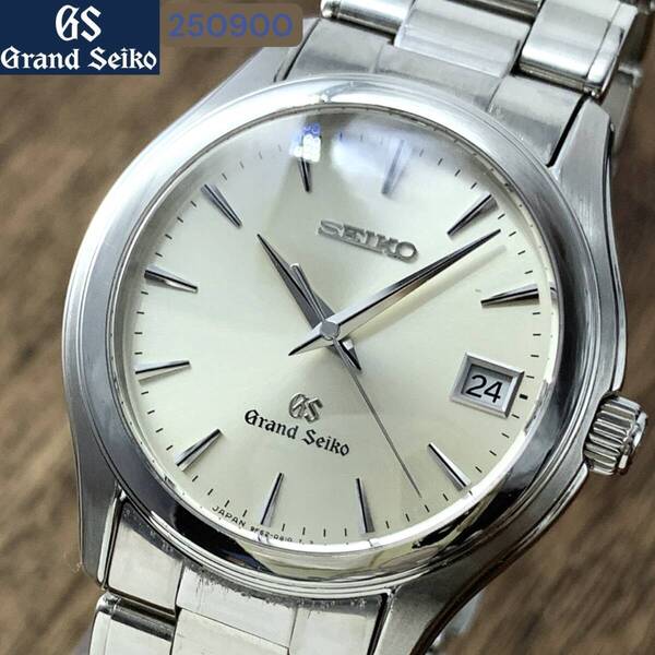 新品仕上げ SEIKO グランドセイコー デイト SBGX005 9F62-0A10 100m防水 SS クォーツ メンズ腕時計 ホワイト シルバー 男性 GS 正規品
