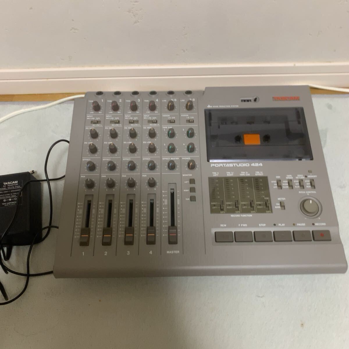 TASCAM PORTASTUDIO 424 マルチトラックレコーダー 説明書付 Yahoo!オークション -「tascam 424」(マルチトラックレコーダー