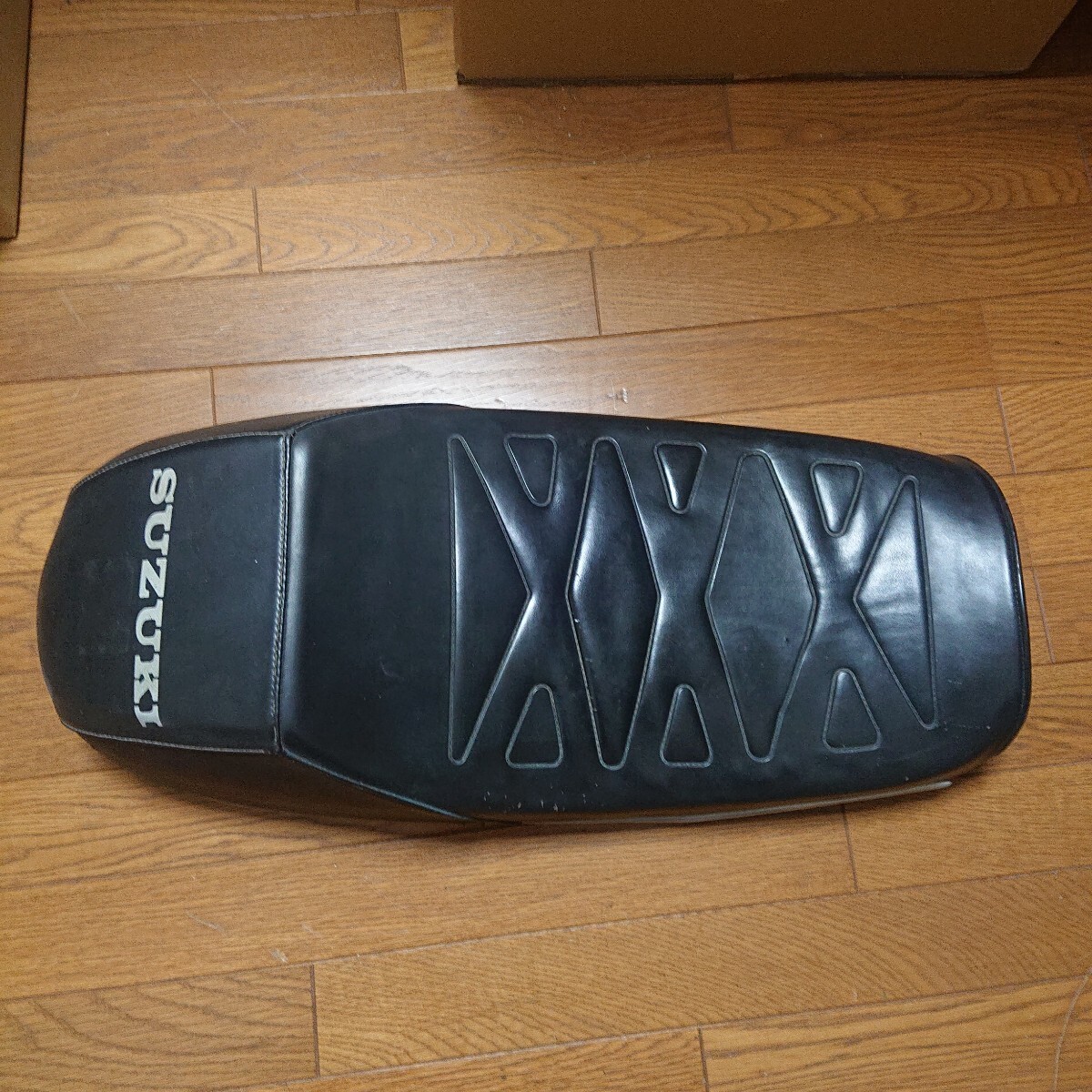 GT380ジュリアーリシート Yahoo!オークション -「ジュリアーリシート」(スズキ用) (シート