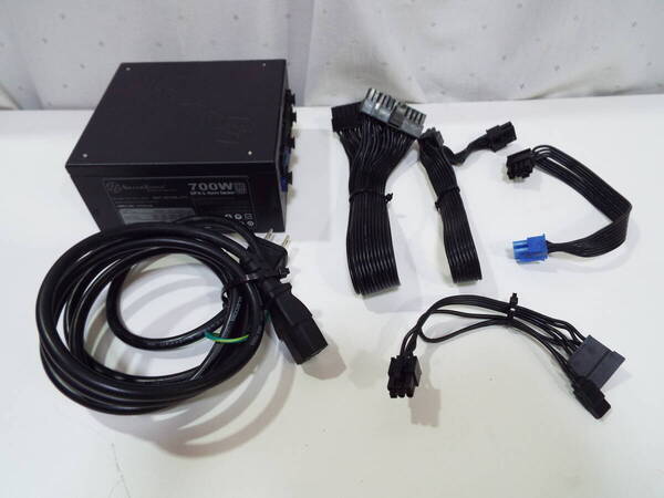 送料無料 Silver Stone プラチナ SFX-L電源 SST-SX700-LPT PC電源 SFX-L 700W Silver Stone Platinum フルプラグイン