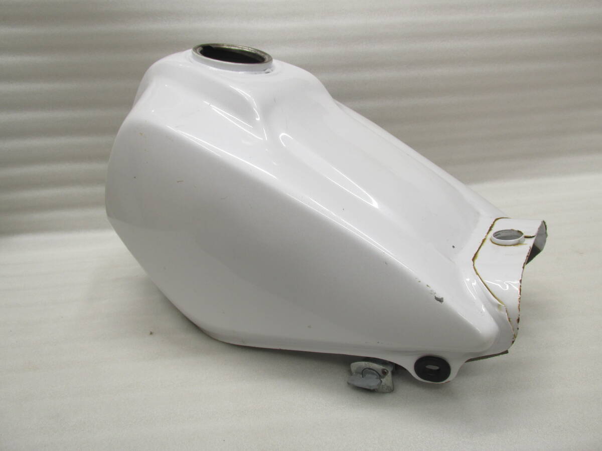 TW200の純正タンク 2025年最新】Yahoo!オークション -twタンクの中古品・新品・未