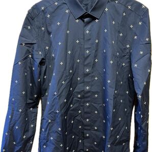 国内正規 18SS Neil Barrett ニールバレット 総柄 クロス 十字架 SLIM FIT コットン ドレスシャツ 紺 44 PBCM996S H013S