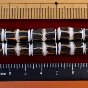 Φ 金粉彩ビーズ Φ 10玉で1単位 9㎜×16㎜円柱玉 手作 白と黒釉の金粉縁取り 手芸 アクセサリ インテリア、鑑賞魚水槽、園芸等材料