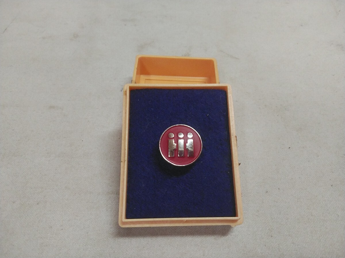 【希少】ピンバッジ　コレクション fit=scale-down,w=1200