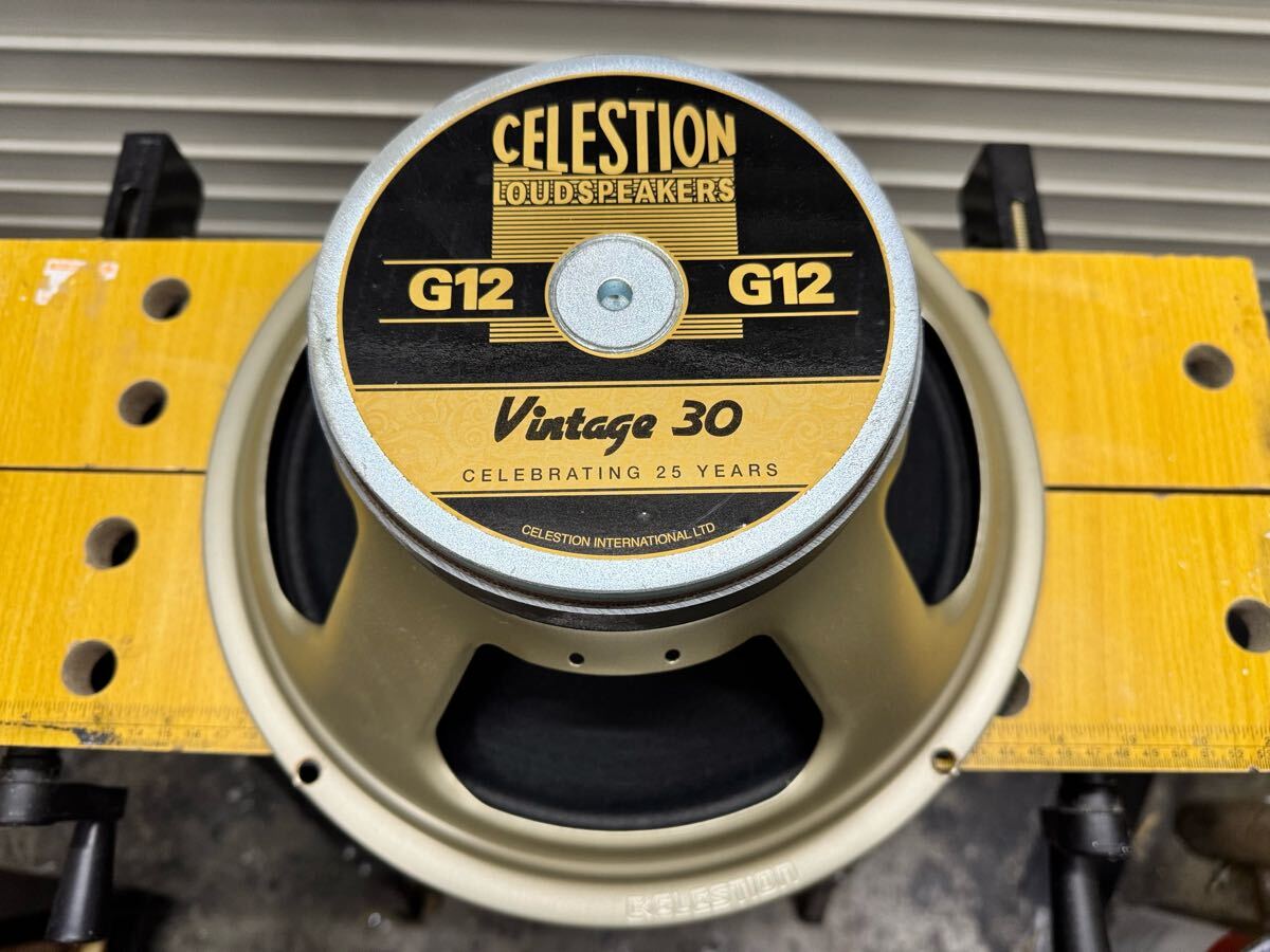 Celestion Vintage 30 スピーカー 12インチ 8Ω Celestion Vintage 30 12-inch 60-watt Replacement Guitar Amp