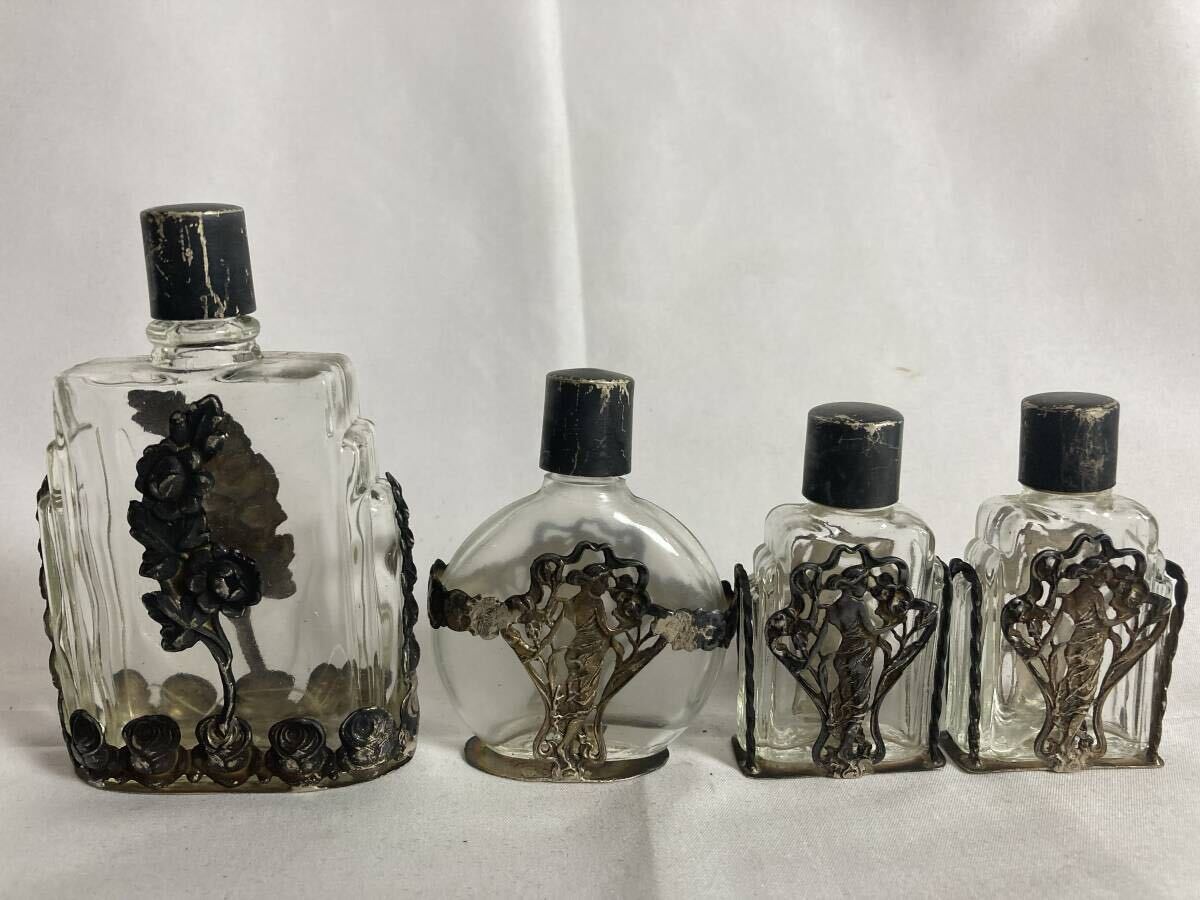 SILVER 刻印 銀製香水瓶 携帯用 Yahoo!オークション -「香水瓶」(銀製) (金属工芸)の落札相場