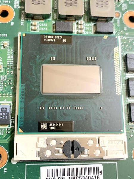 Intel Core i7-2670QM 2.20GHz SR02N