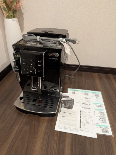 ジャンク マグニフィカS ECAM23120BN コーヒーメーカー DeLonghi