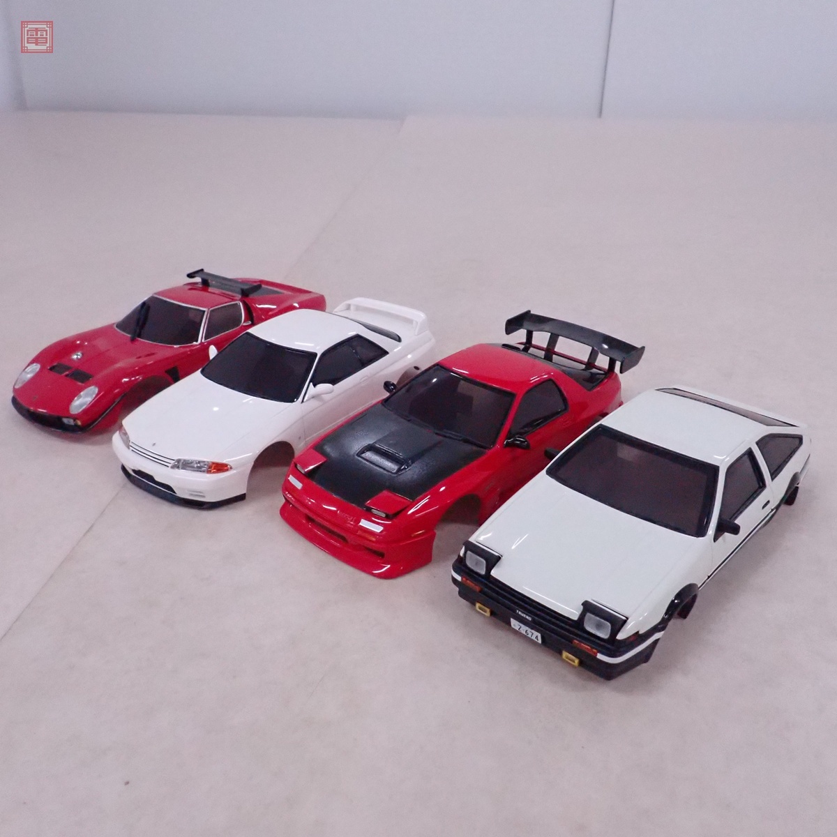 最終価格 ミニッツ オートスケール GT-R 2台セット 2025年最新】Yahoo!オークション -ミニッツ ボディ gt-r(ボディ