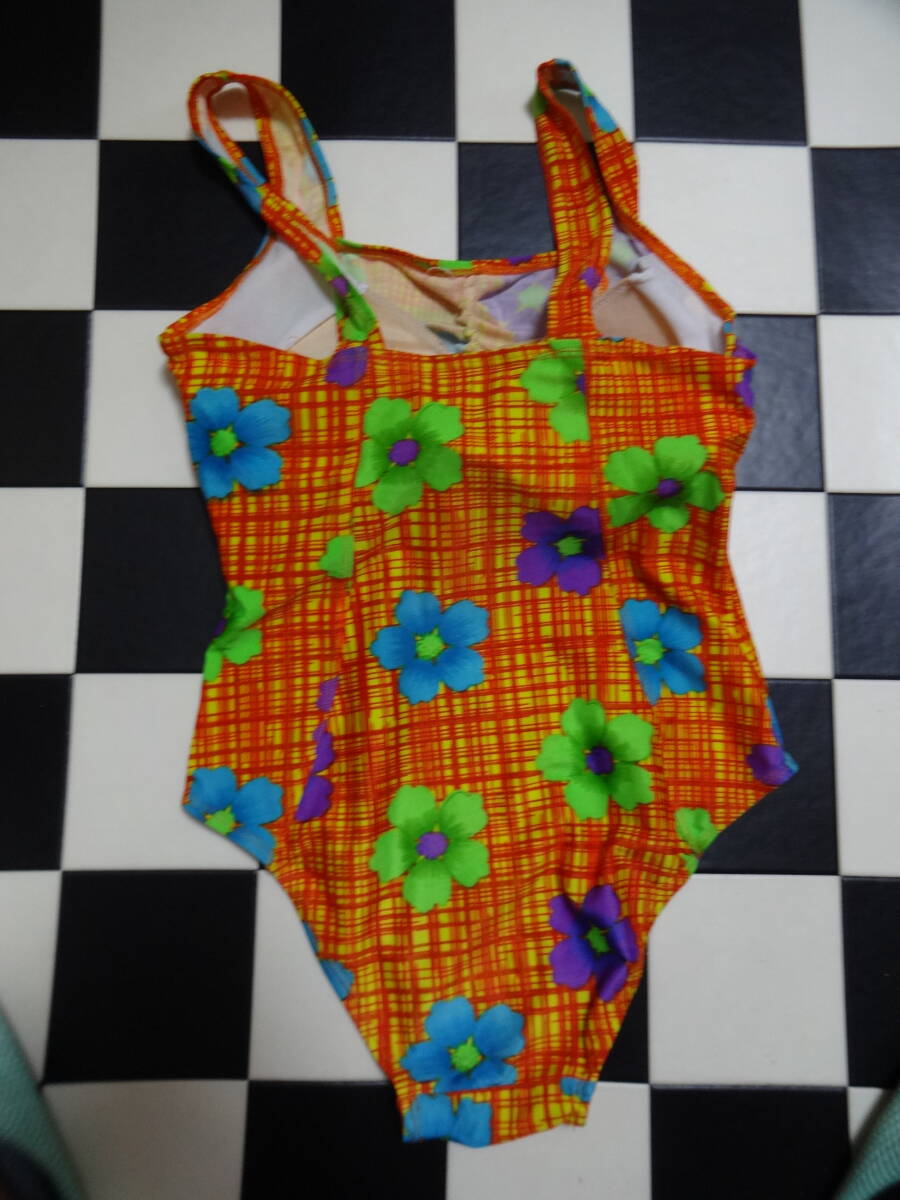 女性水着ワンピース　サイズ13LL　D7324　オレンジ花柄_サムネイル画像2