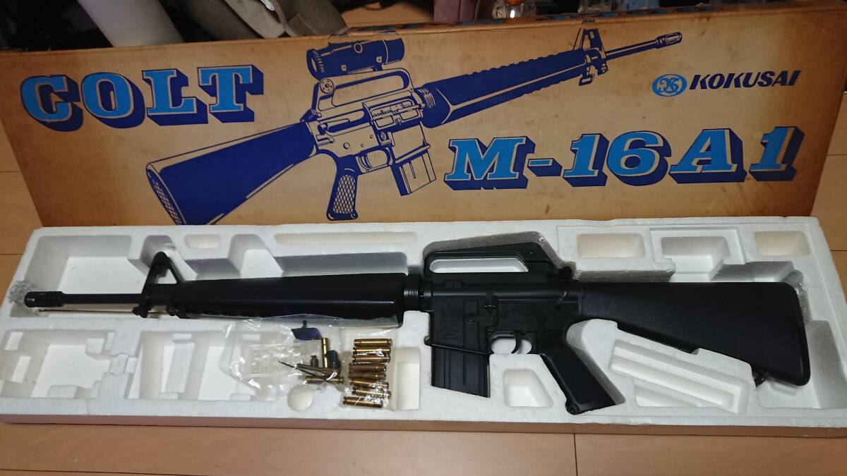 コクサイ M-16 (樹脂)モデルガン? & 種類(エア、ガス)不明 計2丁 Yahoo!オークション -「コクサイ m16」の落札相場・落札価格