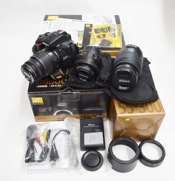 超美品 Nikon ニコン D5500 デジタル一眼レフカメラ ダブルズームキット